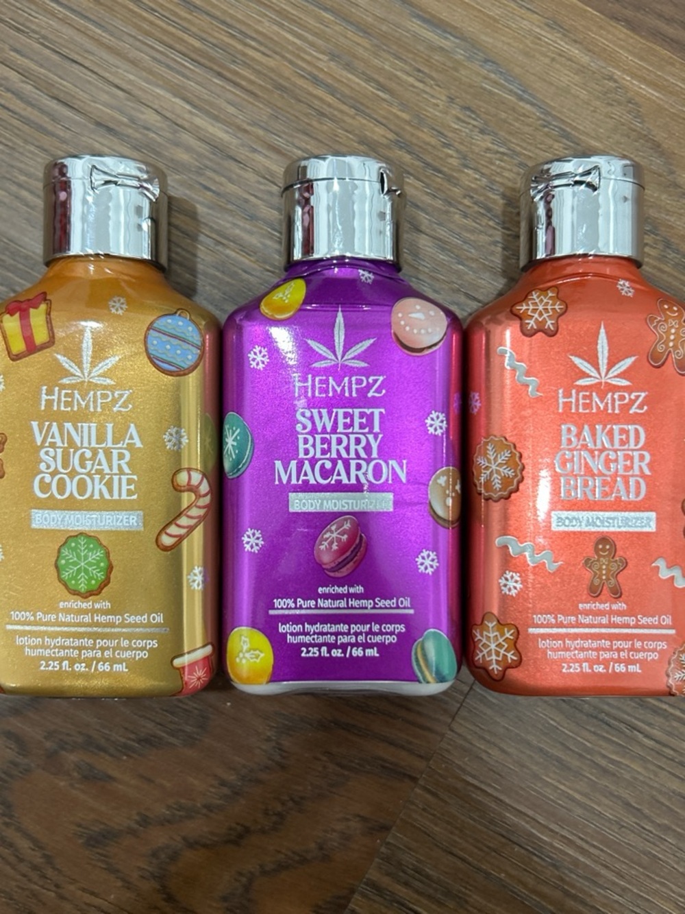 Hempz Holiday Body Lotions Sweet Berry Macaron Body Moisturizer